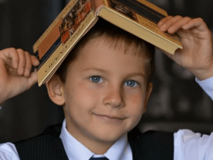 Новые эксперименты над школьниками: в России изменят расписание осенних каникул