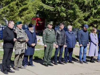 В селе Калмаш в последний путь проводили рядового Российской армии Ильдара Зуфаровича Аглямова