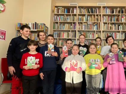 В рамках деятельности мастерской семейного театра «Библ-арт/Китап-арт» 19 февраля в семейной библиотеке состоялись очередные занятия