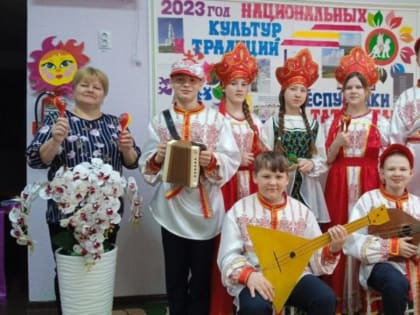 В приюте «Ласка» открылся фестиваль детского игрового фольклора «Игровушка- забавушка»