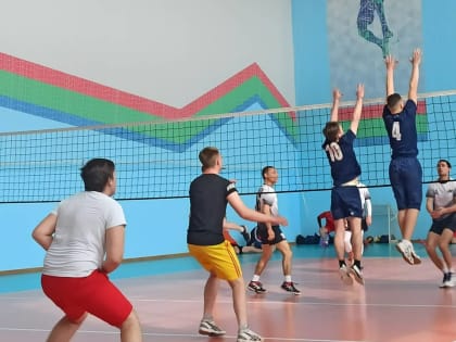 В Нурлате стартуют решающие игры районного чемпионата по волейболу