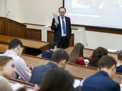 Профессор Хуснутдинов: «Вузам дают молодежь, прямо скажем, отчасти на передержку»