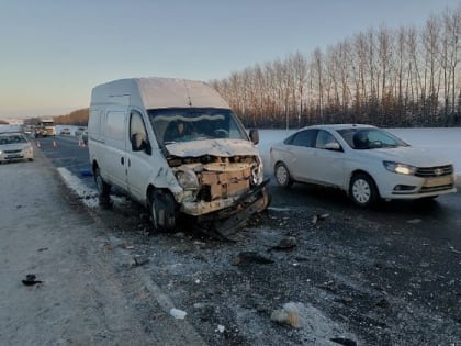 42-летняя пассажирка иномарки погибла в массовой аварии в Чистопольском районе РТ