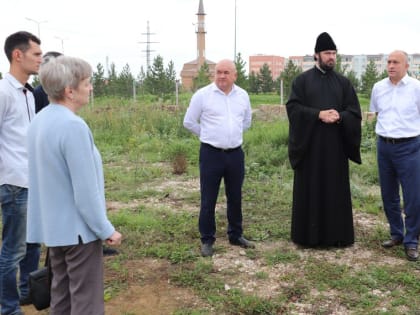 В Азнакаево состоялось совещание с главой муниципального района по вопросам строительства молитвенного дома
