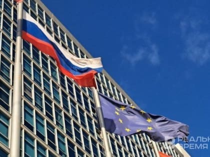 РБК: ЕС запретил ввоз российских авто, смартфонов и средств личной гигиены