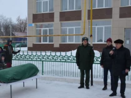 В Деукове проводили в последний путь храброго сына Мензелинского района