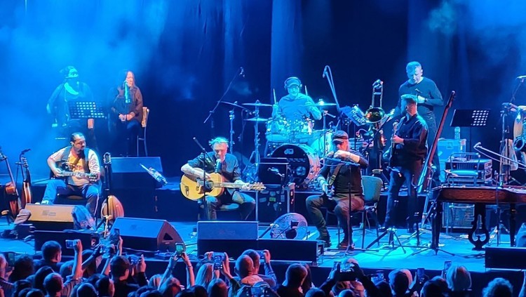 Гарик сукачев 2022. Гарик сукачев 2022. Гарик сукачев концерт в казани. Гарик сукачев. Гарик сукачев 60 лет концерт.