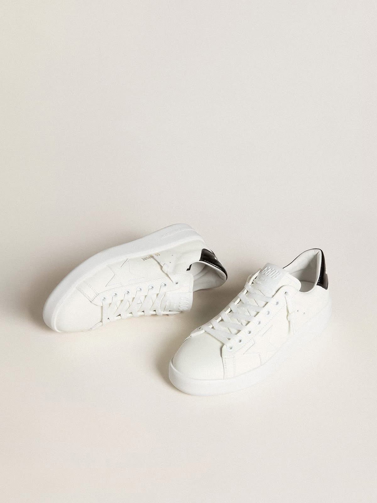 Golden goose