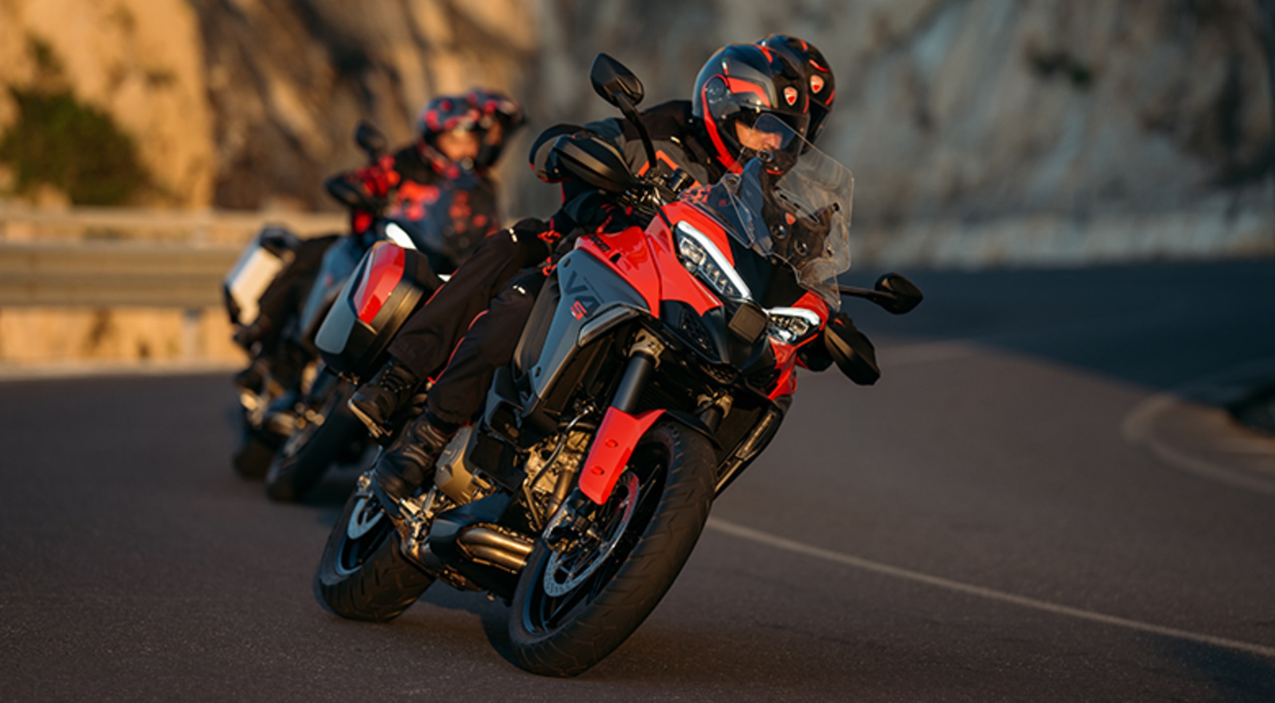 Ducati Multistrada V4 S galeriipilt 1
