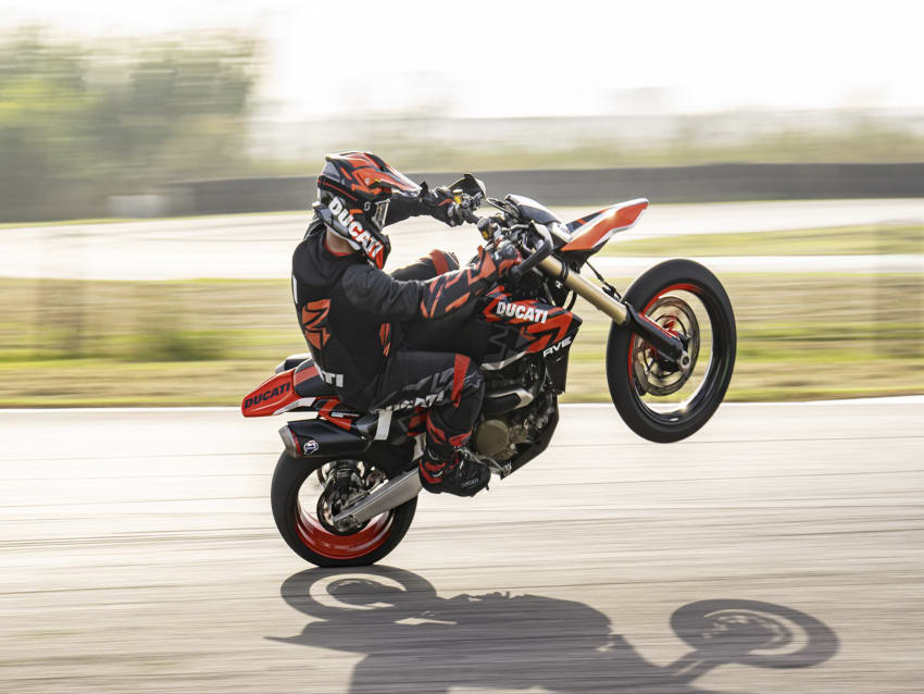 Ducati Hypermotard 698 Mono galeriipilt 6