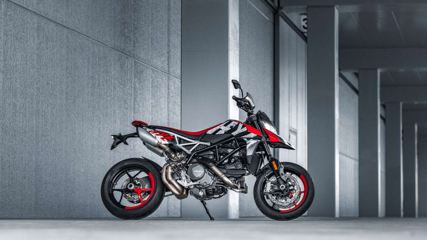 Ducati Hypermotard 950 RVE külgvaade