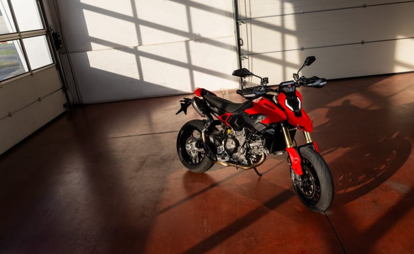 Ducati Hypermotard V2 galeriipilt 3