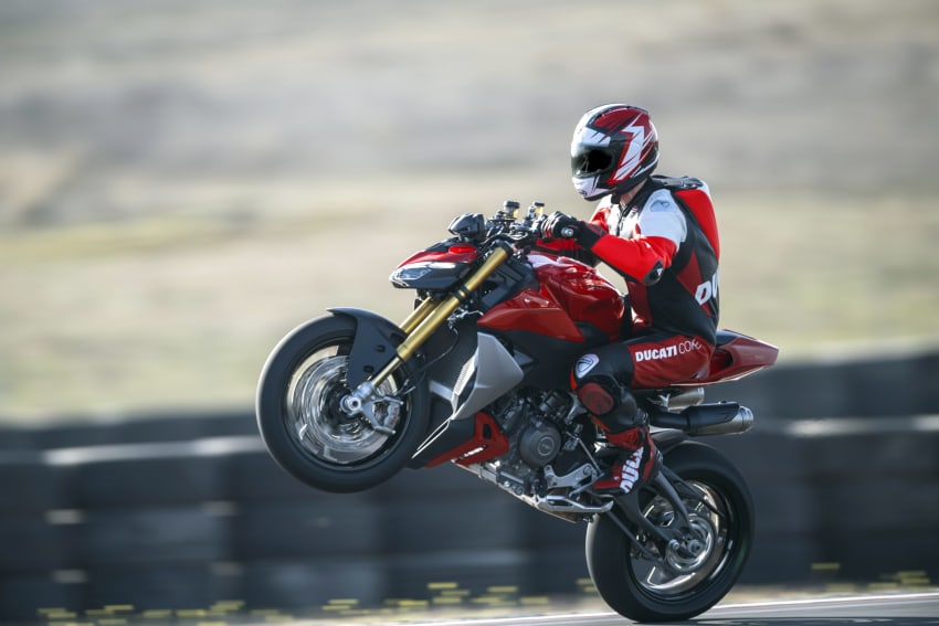 Ducati Streetfighter V2 S galeriipilt 7