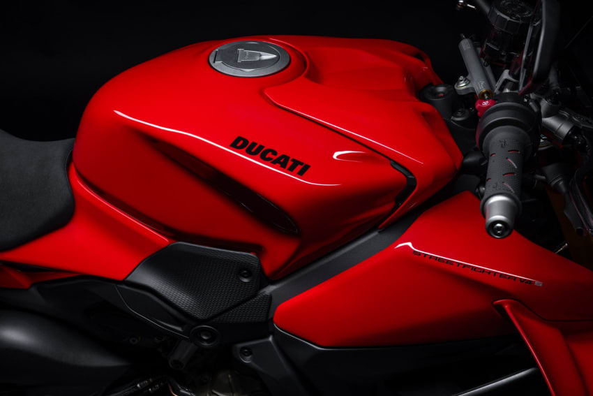 Ducati Streetfighter V4 S galeriipilt 13