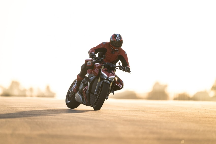 Ducati Streetfighter V4 S galeriipilt 8