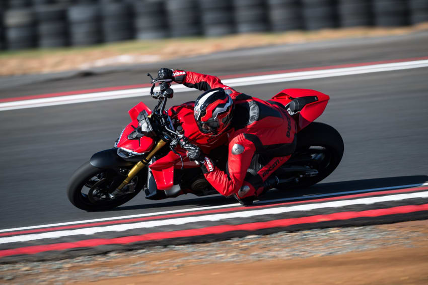 Ducati Streetfighter V4 S galeriipilt 7