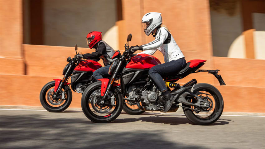 Ducati Monster V2 galeriipilt 5