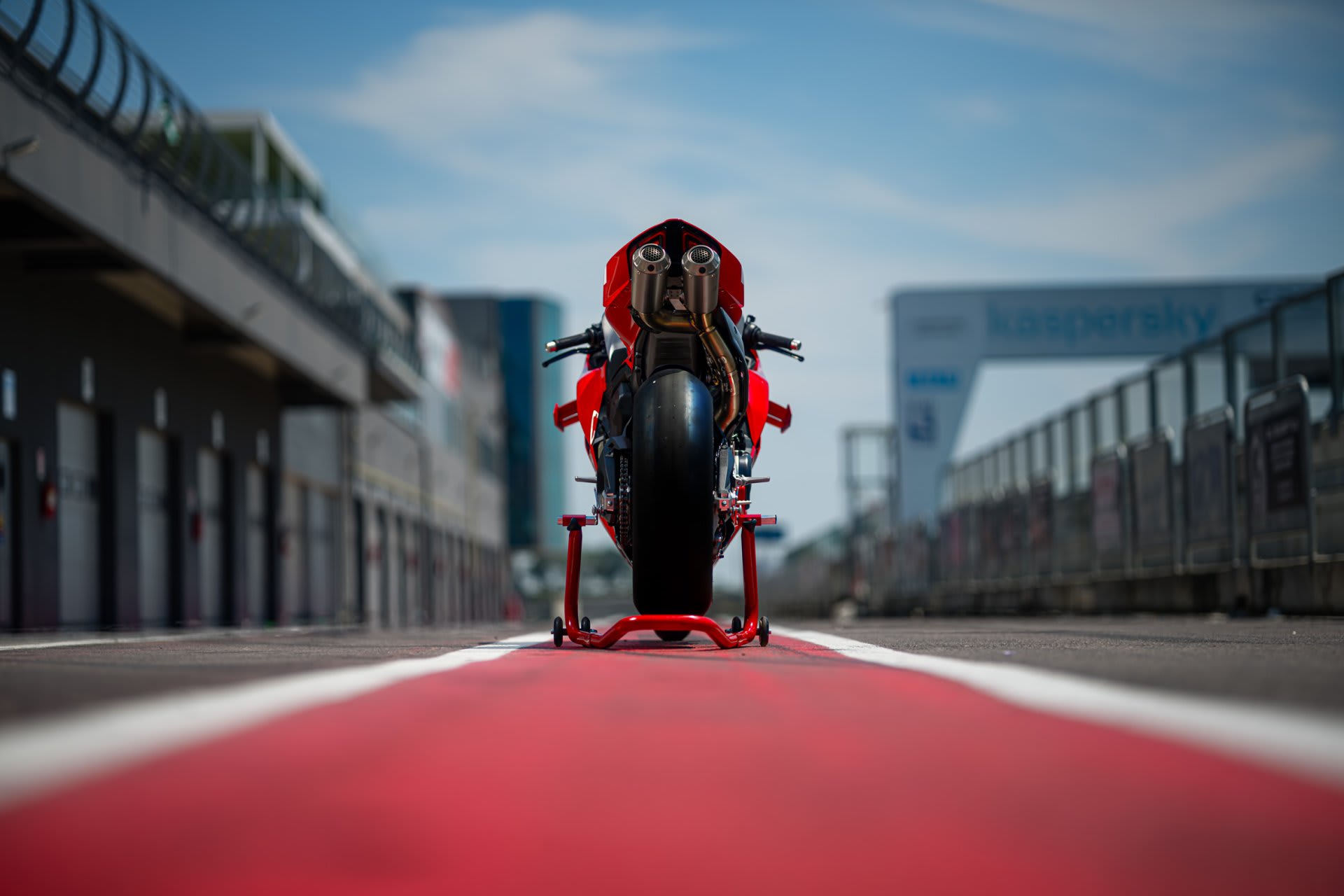 Ducati Panigale V4 R galeriipilt 6