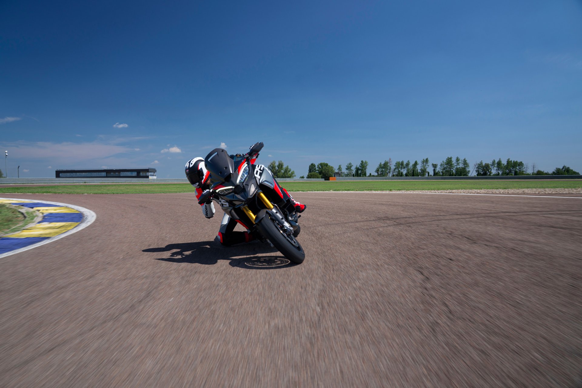 Ducati Multistrada V4 RS galeriipilt 4