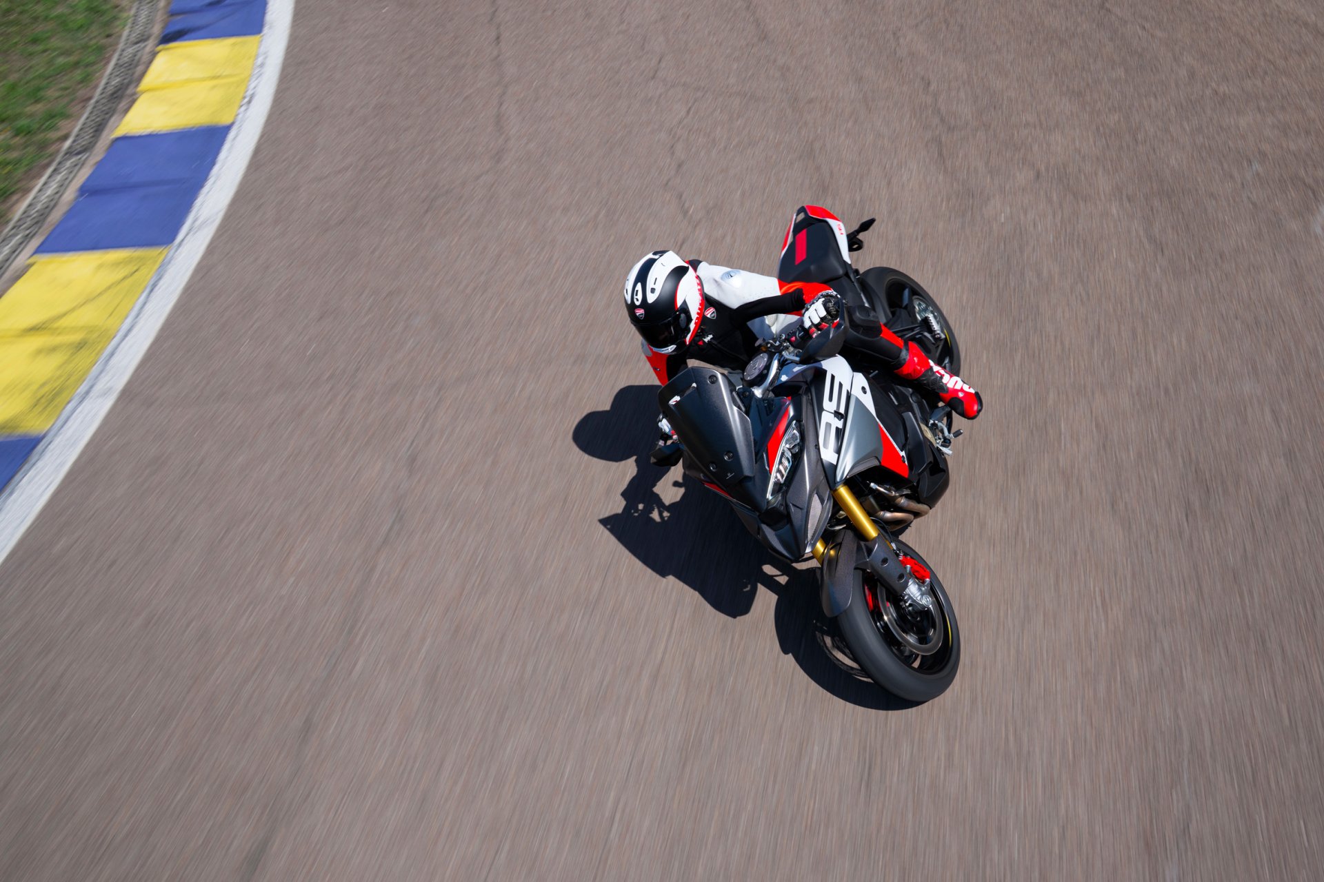 Ducati Multistrada V4 RS galeriipilt 5