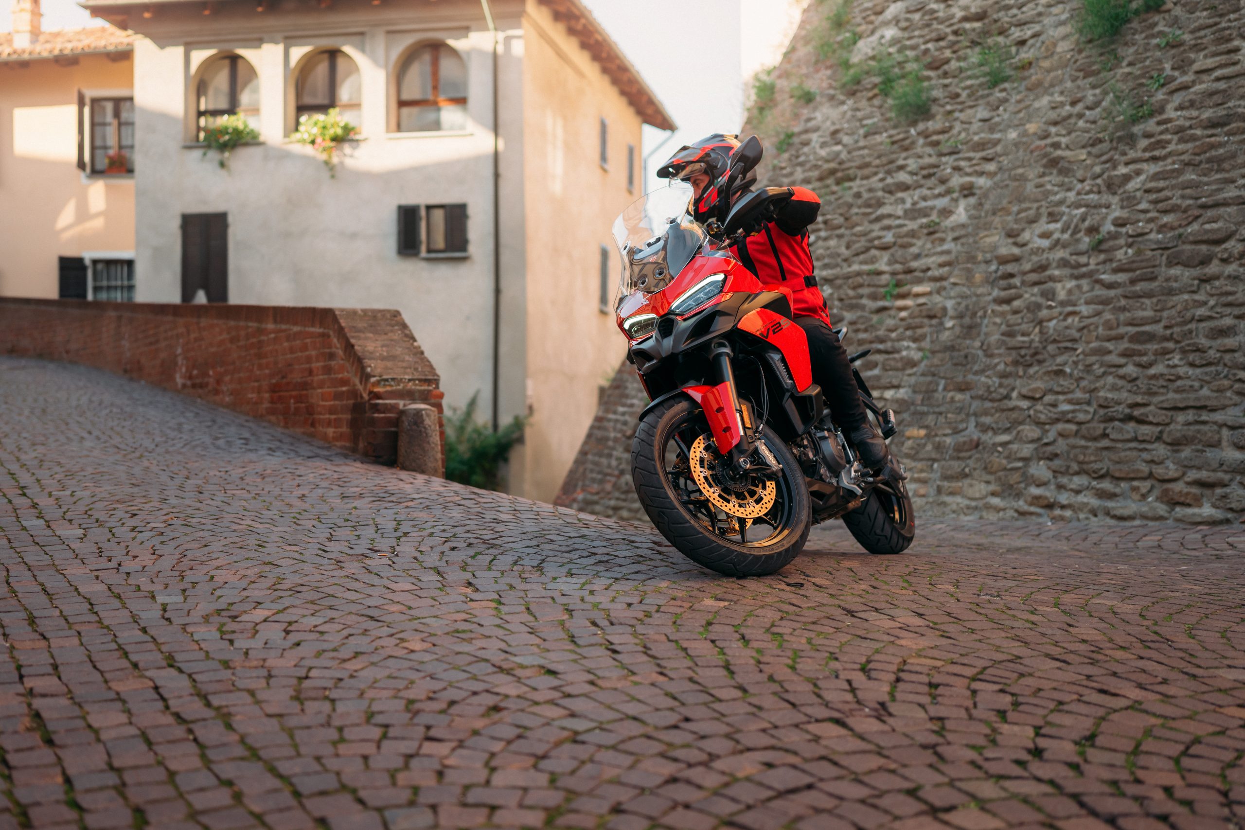 Ducati Multistrada V2 S galeriipilt 7