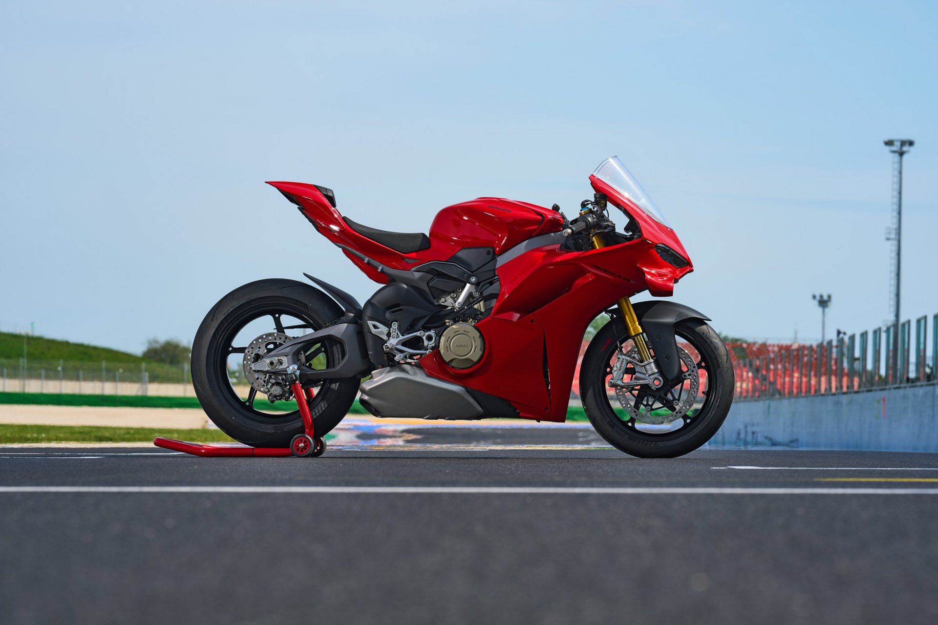 Ducati Panigale V4 S galeriipilt 5