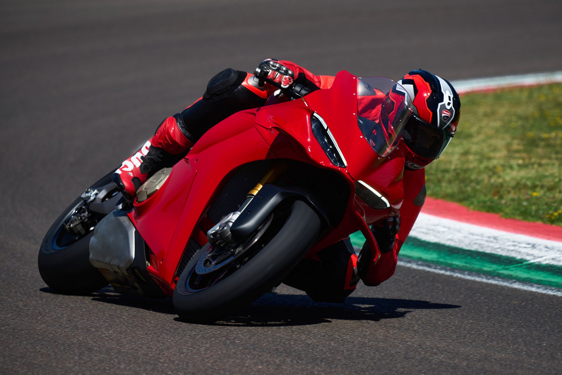 Ducati Panigale V4 S galeriipilt 6