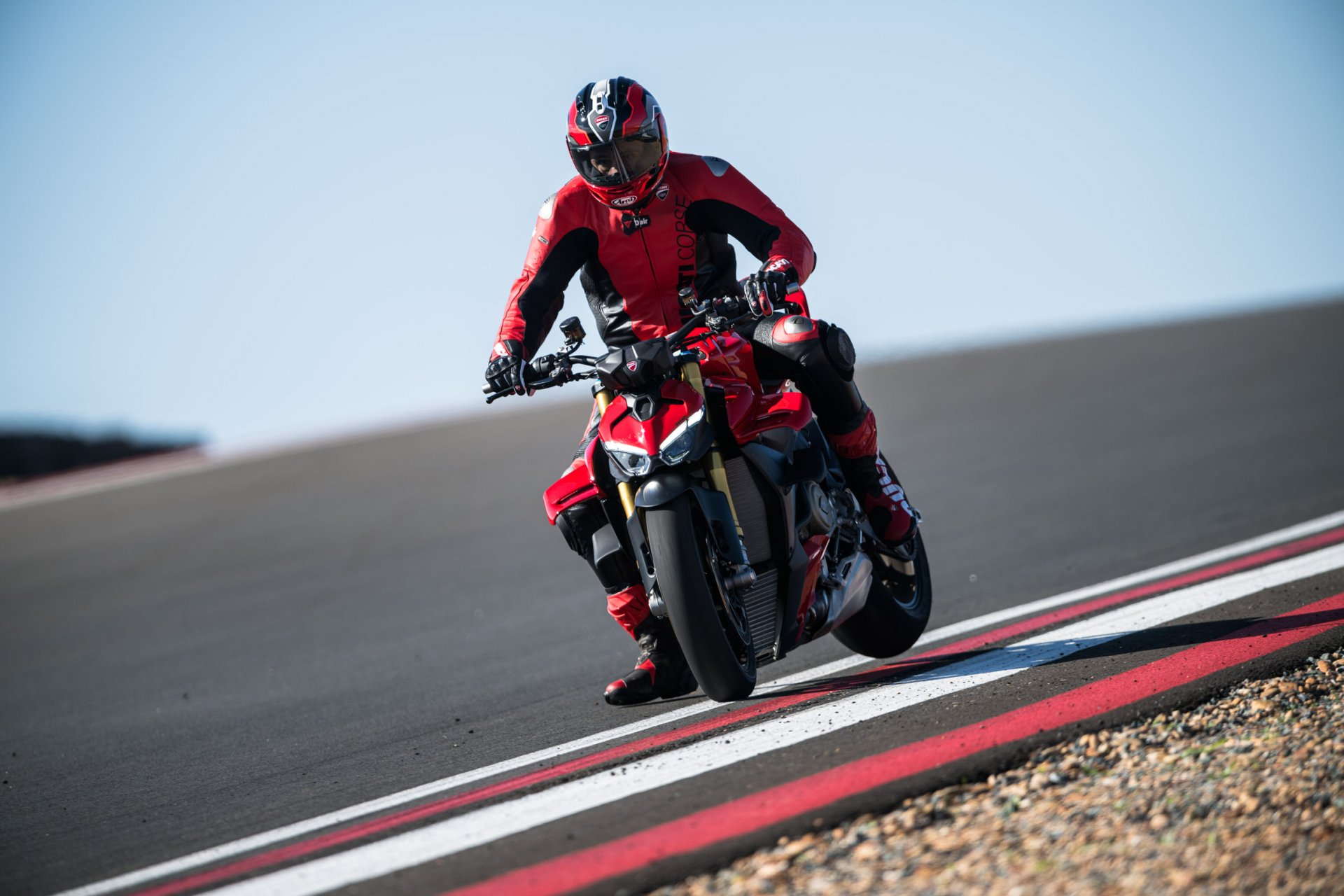 Ducati Streetfighter V4 S galeriipilt 6