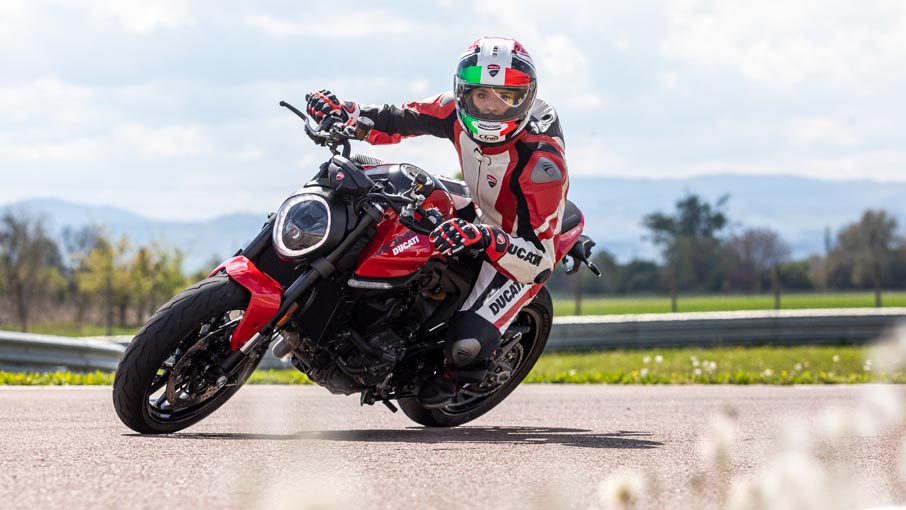 Ducati Monster galeriipilt 8