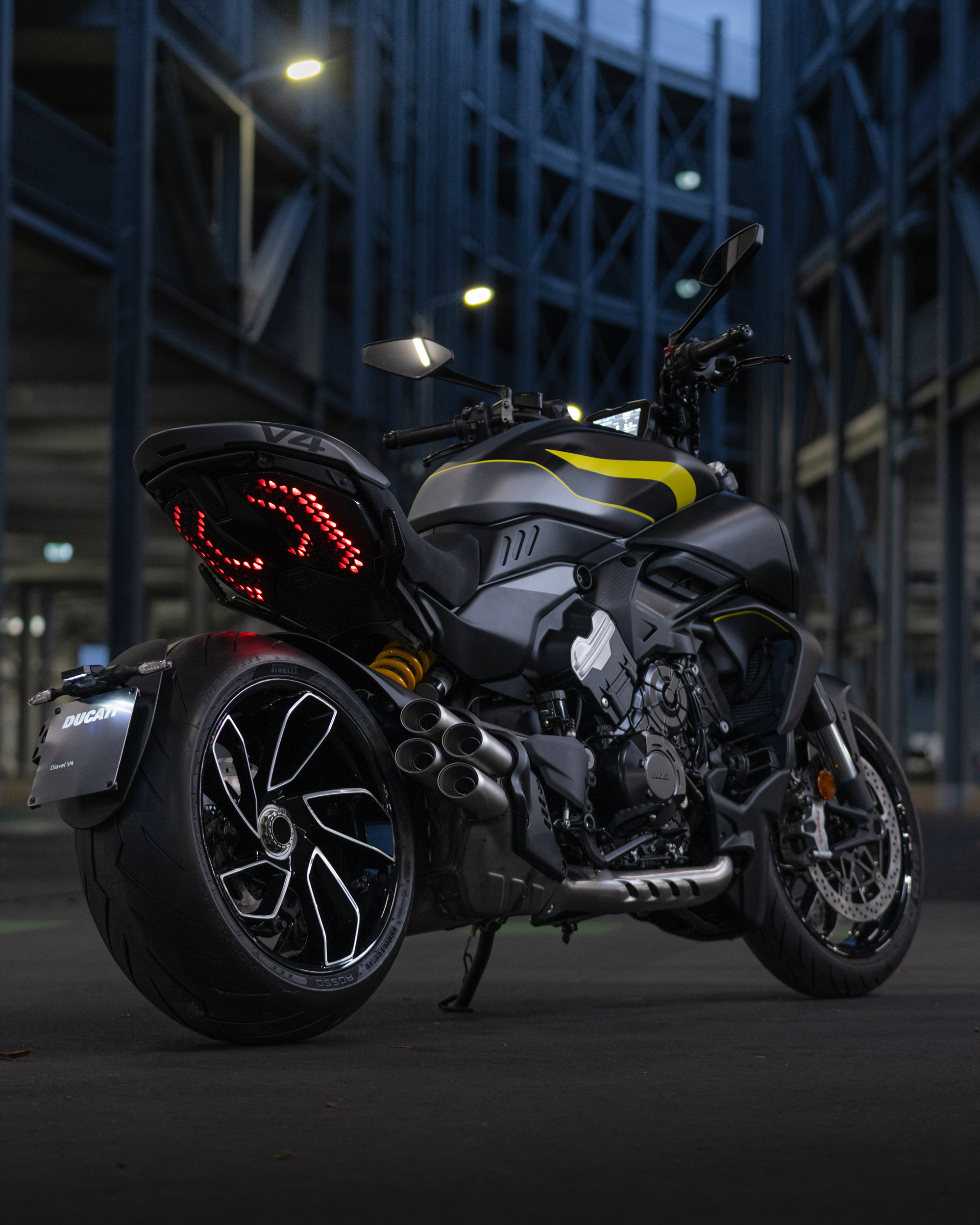 Ducati Diavel V4 galeriipilt 3