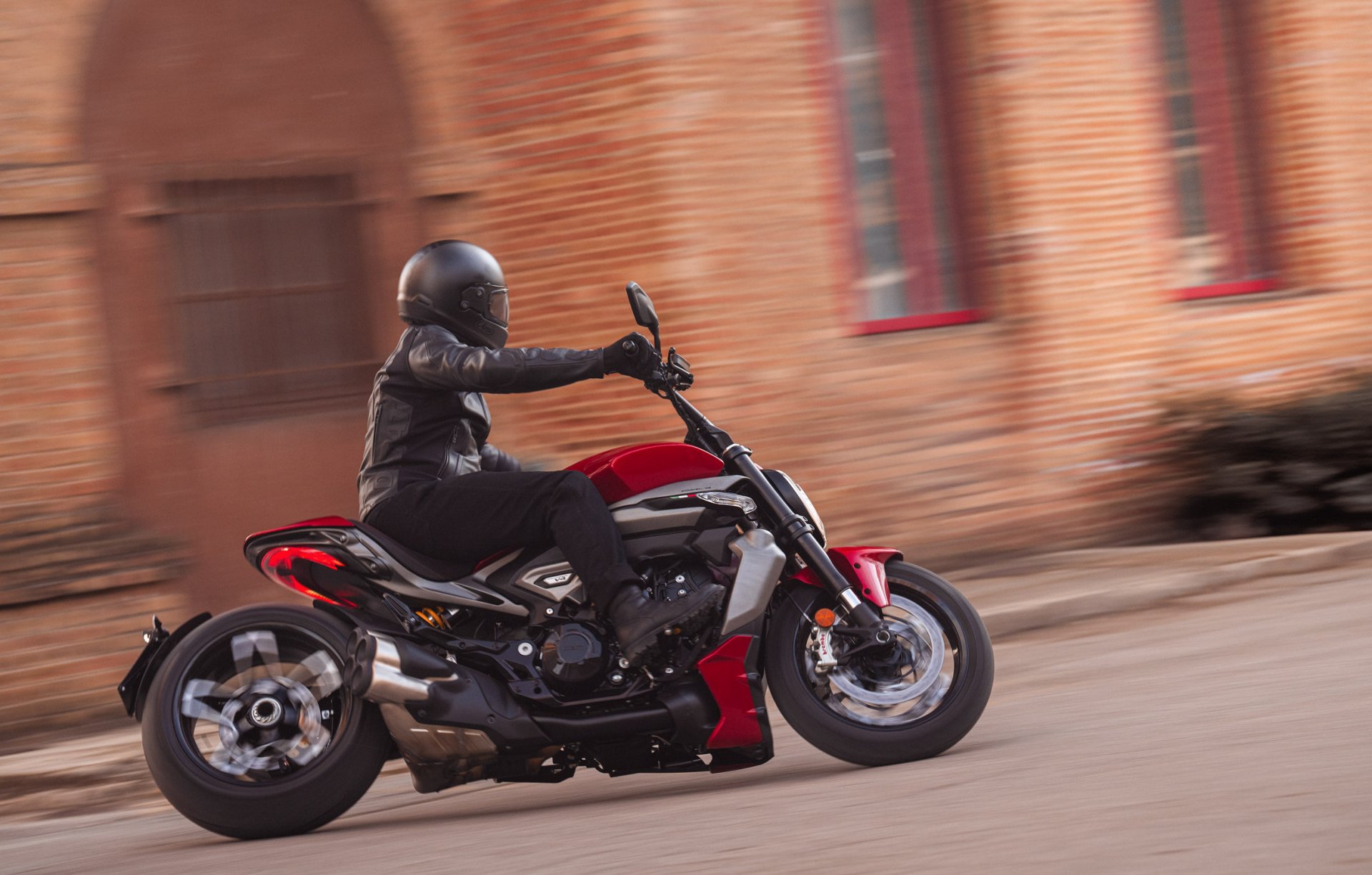 Ducati XDiavel V4 galeriipilt 4