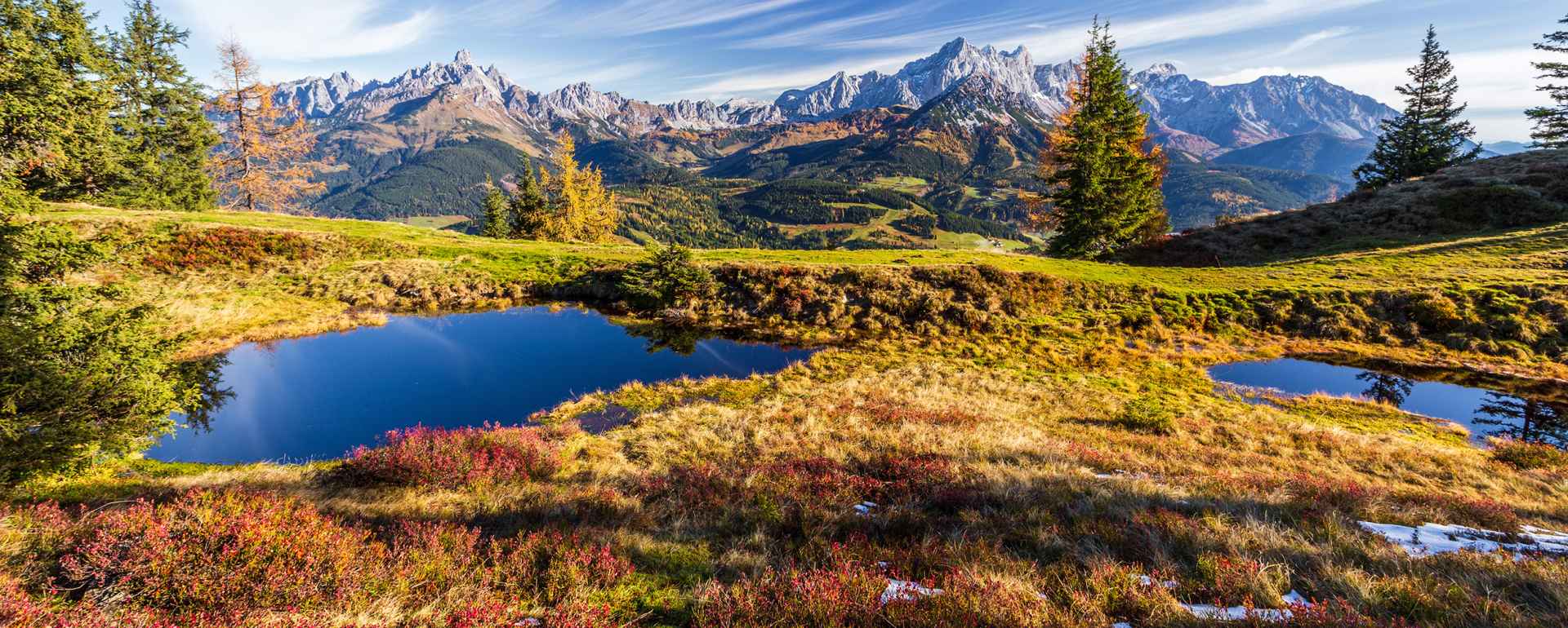 Alpen Alps Berge Bergpanorama Bergwelt Bewölkung Cirrus Dachstein Dachstein-massiv Dachsteingebergte Dachsteingebirge Dachsteinmassiv Effekt Federwolke Gebirge Genre Gewässer Gosaukamm Grauwackenzone Herbst Jahreszeiten Landschaft Meteorologie Moor Moorauge Moorsee Natur & Landschaft Noordelijke Kalkalpen Nordalpen Northern Limestone Alps Nördliche Ostalpen Panorama Rossbrand Roßbrand Salzburg Slate Alps Salzburger Grasberge Salzburger Schieferalpen Spiegelung Stillgewässer Tümpel Wasser Weather Weiher Wetter ausblick bergen bog pond clouds effect meteorology mountains poel reflect reflection spiegeln uitzicht ven view vista water waterloop weer weitsicht wolken