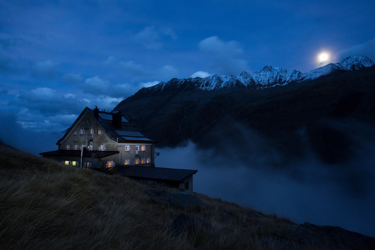 Hochjochhospiz, Oetztaler Aöpen, Tirol, Oesterreich.
