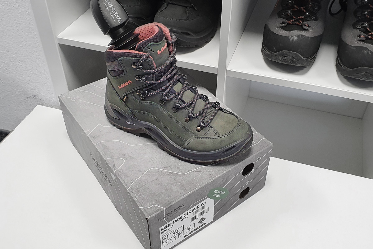 Imagefoto met de RENEGADE GTX MID Ws, 2020_LOWA_Schuhhacks