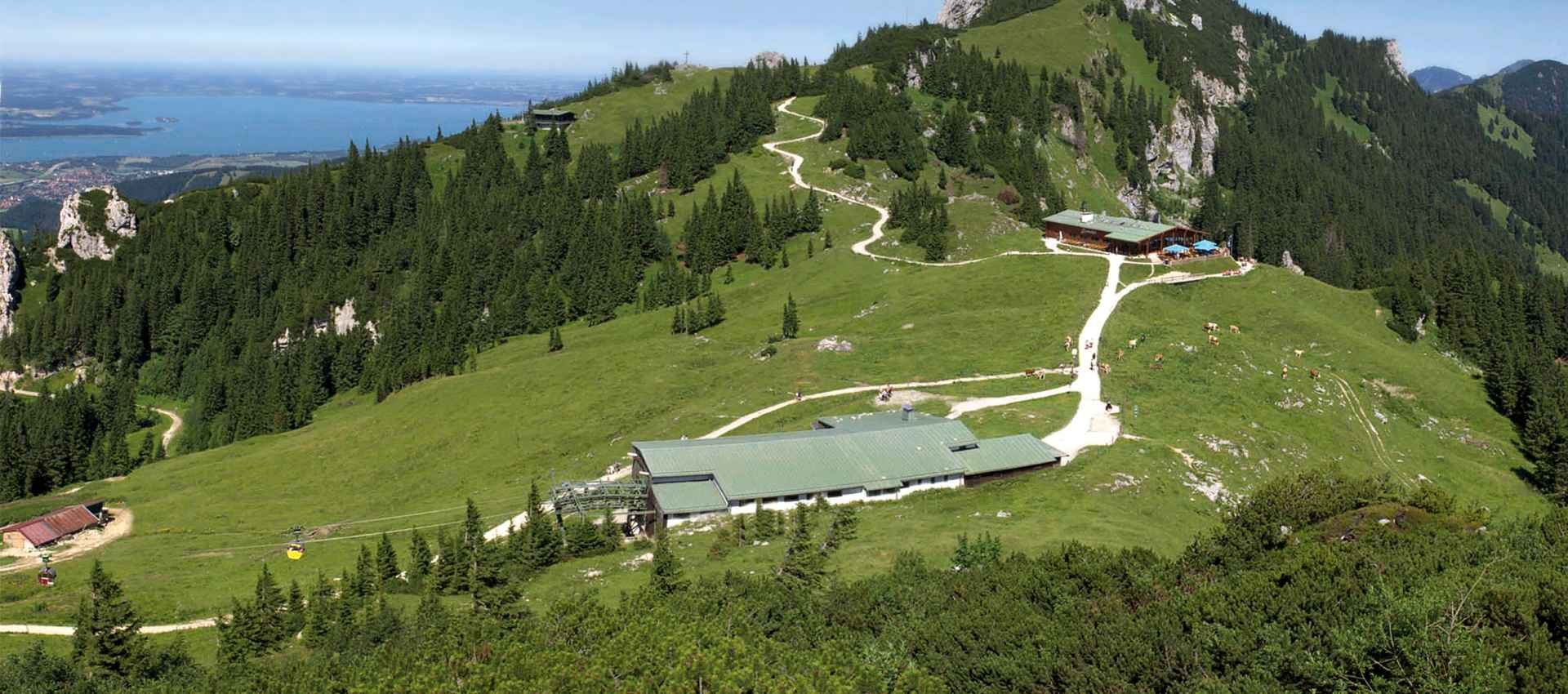 kampenwandseilbahn_panorama-mit-chiemsee