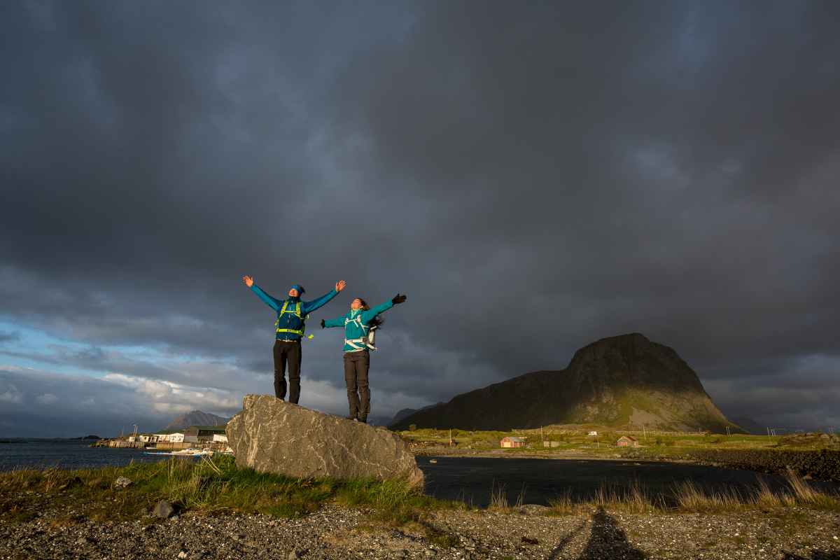 Reiseszene bei Hov, Lofoten, Norwegen.