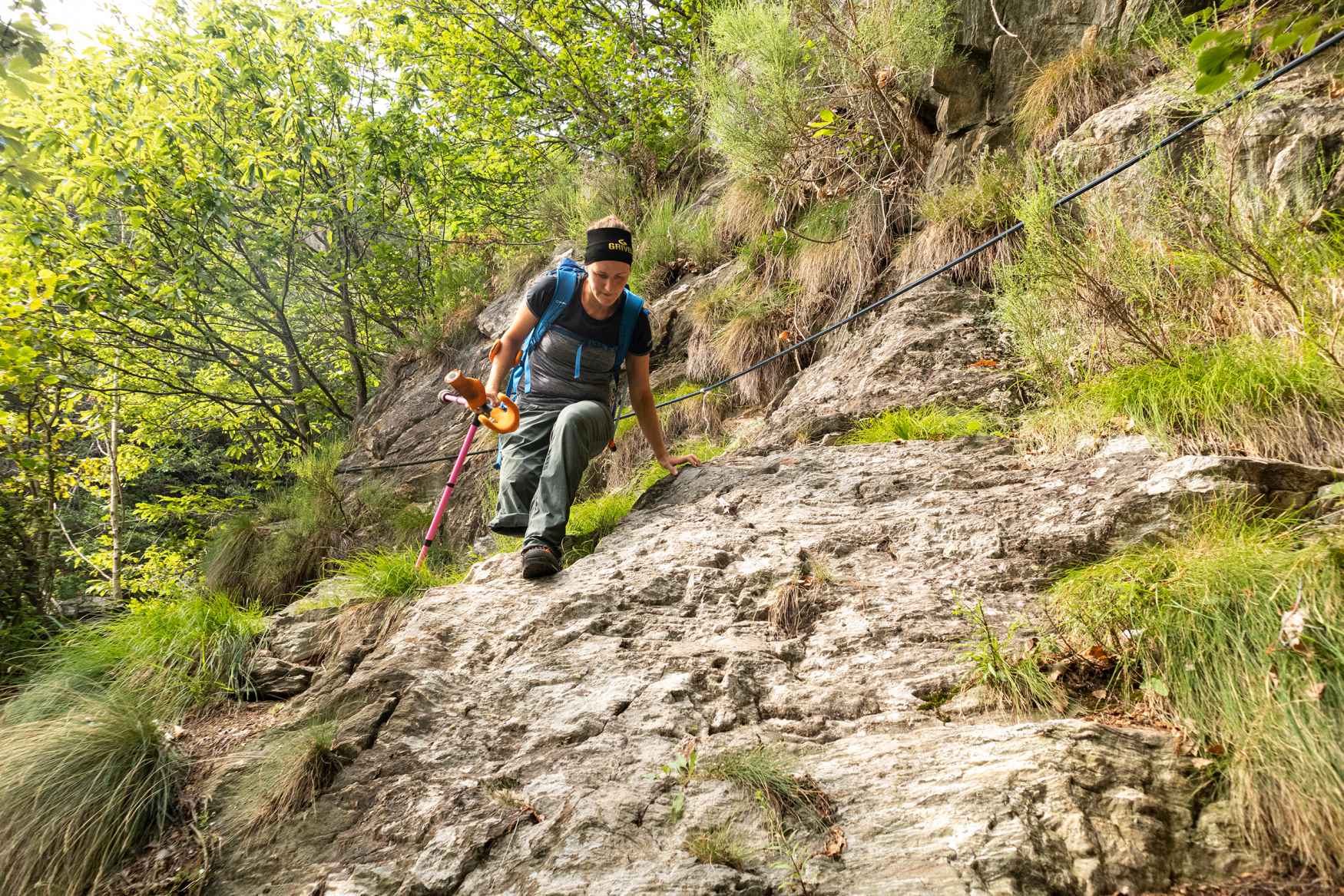 One that’s sure to turn heads. Particularly on Alpine terrain, on rock or on your way there: The CADIN II GTX MID Ws is simply an athletic jack-of-all-trades. Its multifaceted qualities are well-known and well-loved by female mountaineers. This popularity is the result not only of the boot’s welts for semi-automatic crampons, but also its Vibram outsole. It’s simply perfect for almost any conditions you might encounter when mountaineering. Besides being functional, a mountaineering boot has to look good. The CADIN II GTX MID Ws has its own special eye-catchers, including its scree collar and its integrated embossing that creates a special mountaineering boot style.