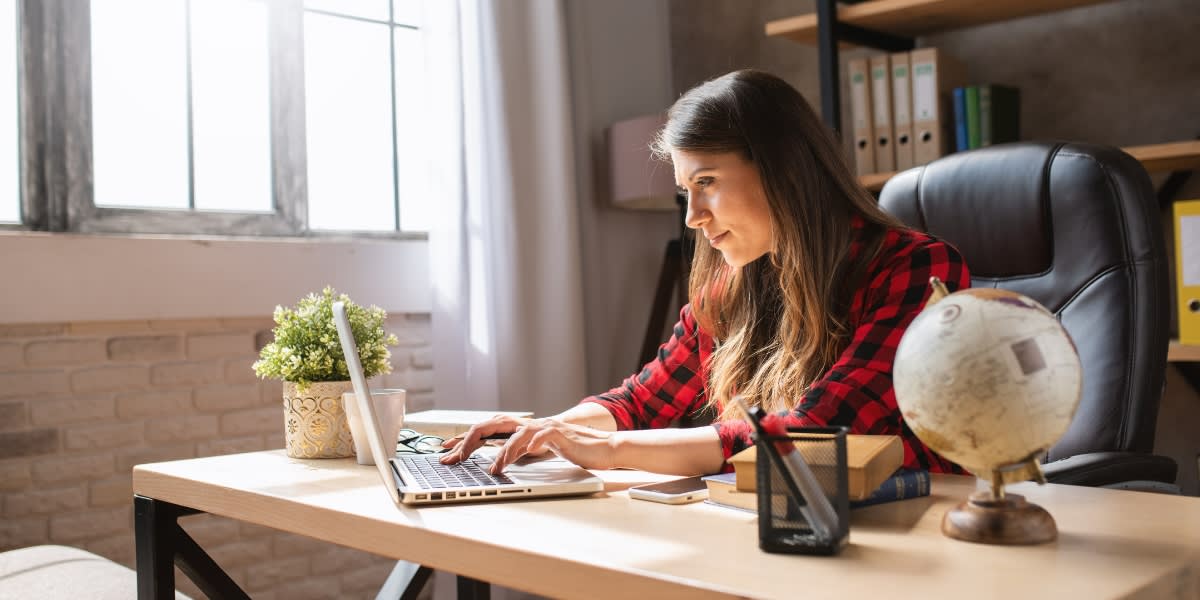 il telelavoro vantaggi e svantaggi