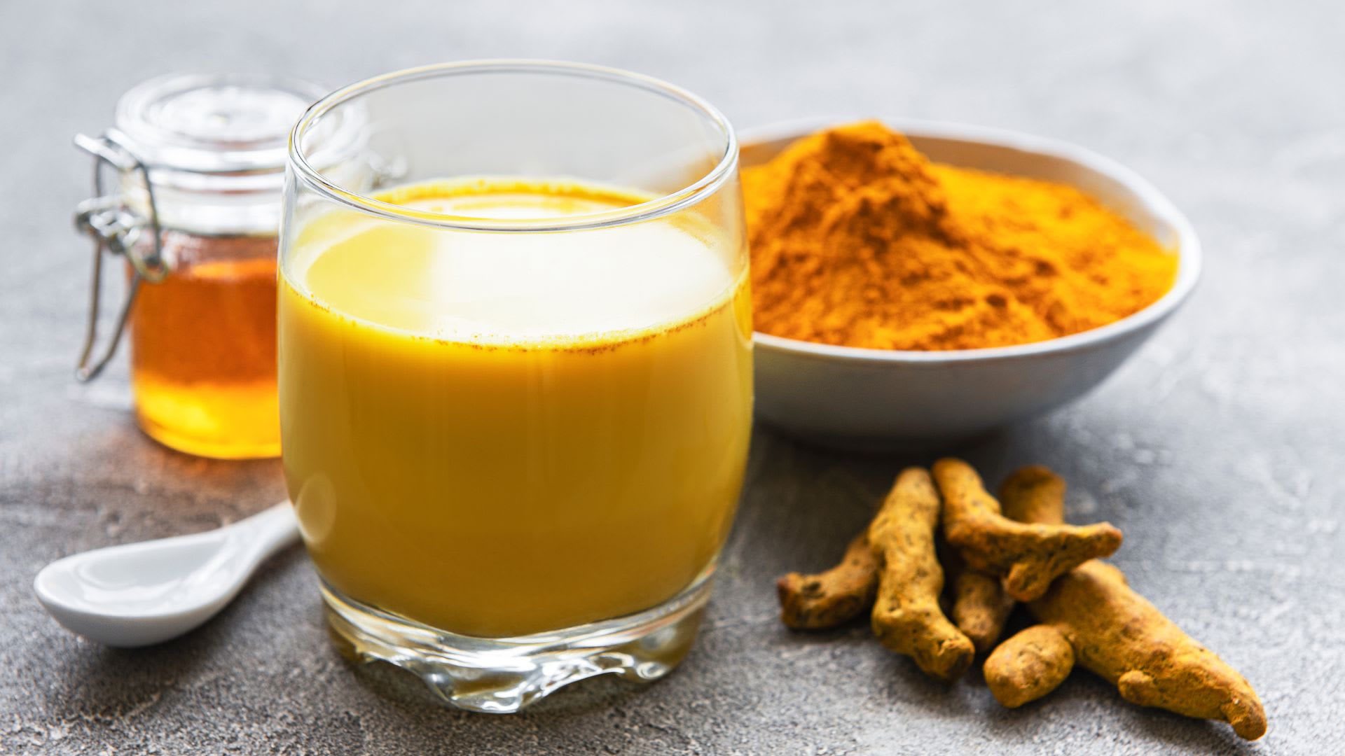 bevande energetiche naturali fatte in casa