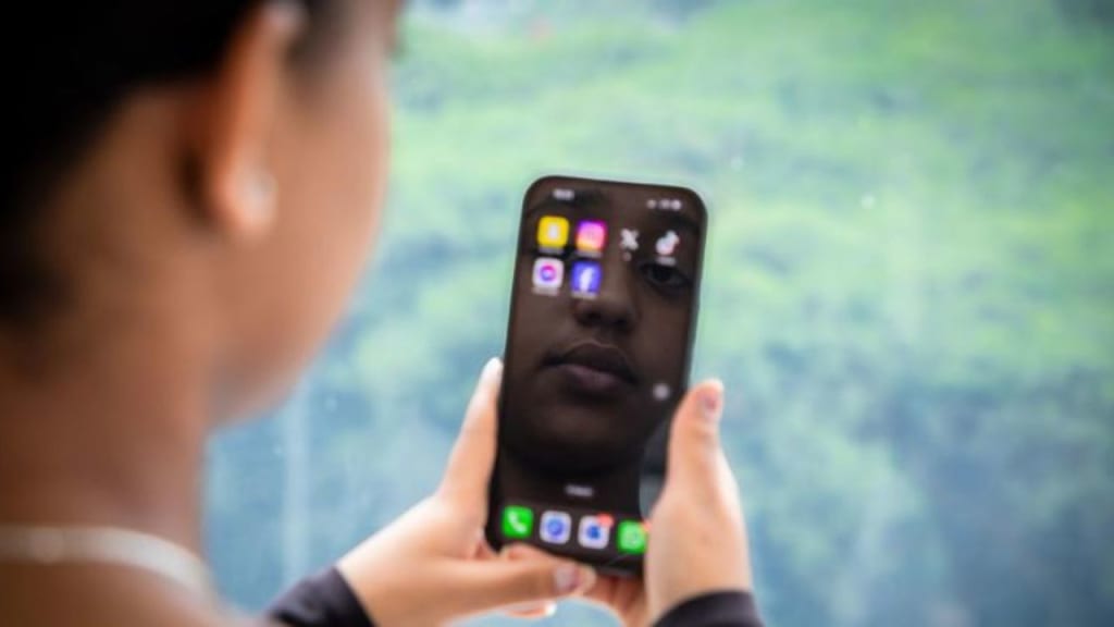 Social Media Platforms Must Act Against AI Abuse of Children’s Photos