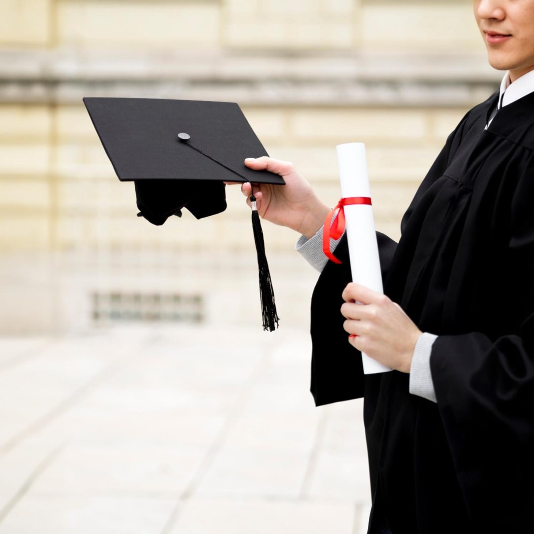 How to Choose the Right University and Course for Your Profile