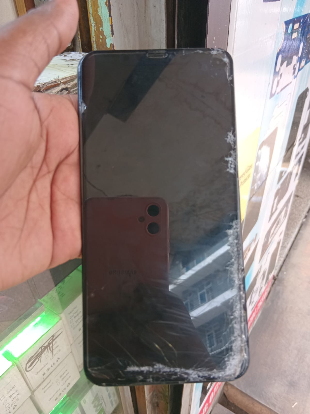 Phone Screen Replacement and Smartphone Repair Services - photo 8