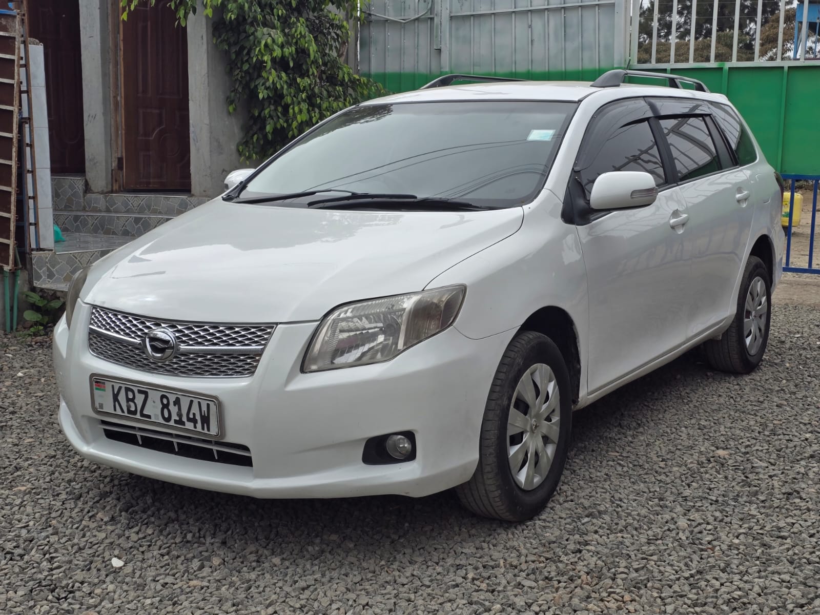 Toyota fielder