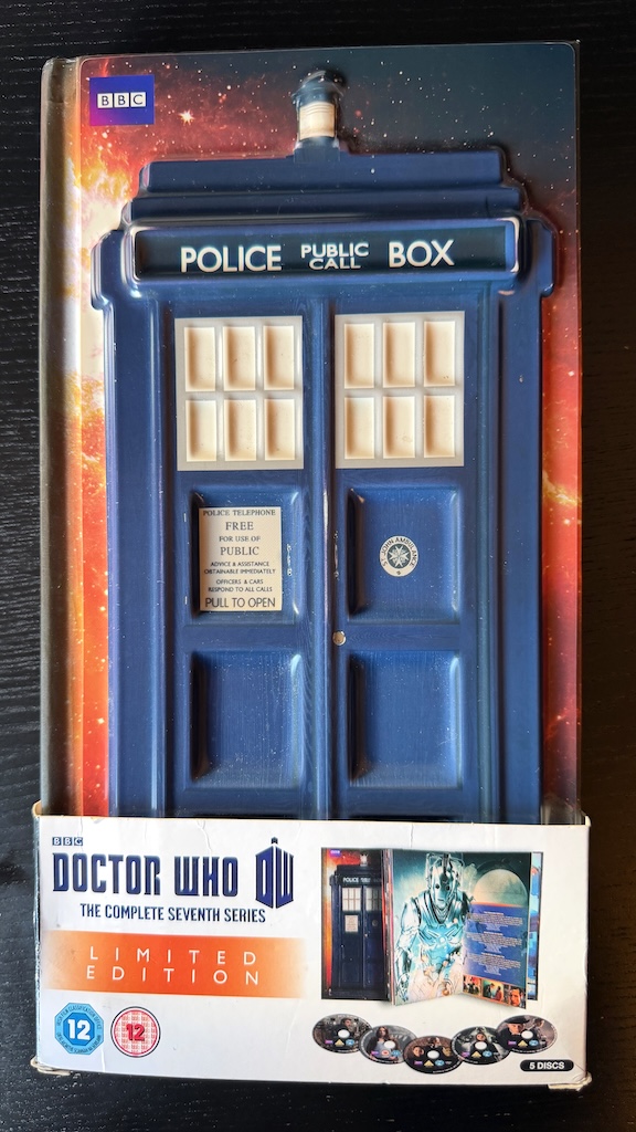 Asylum of the Daleks cover art