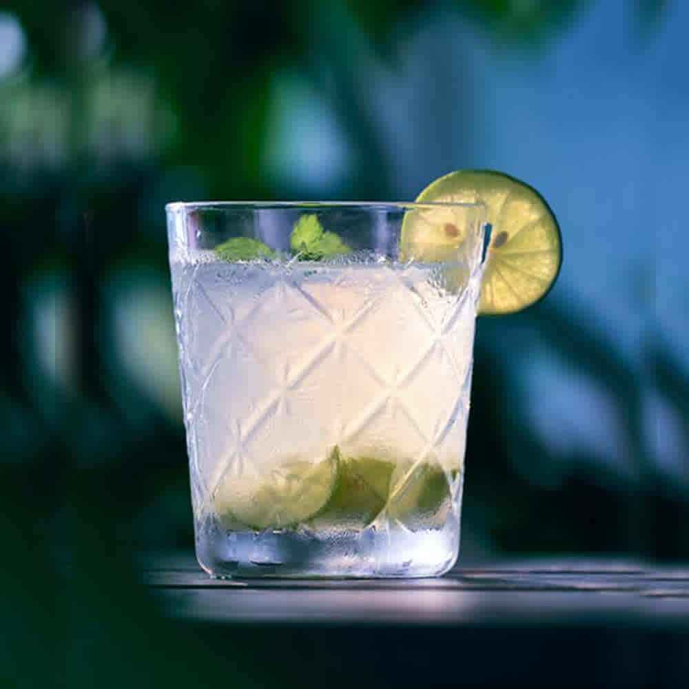 Mixers & Soft Drinks
