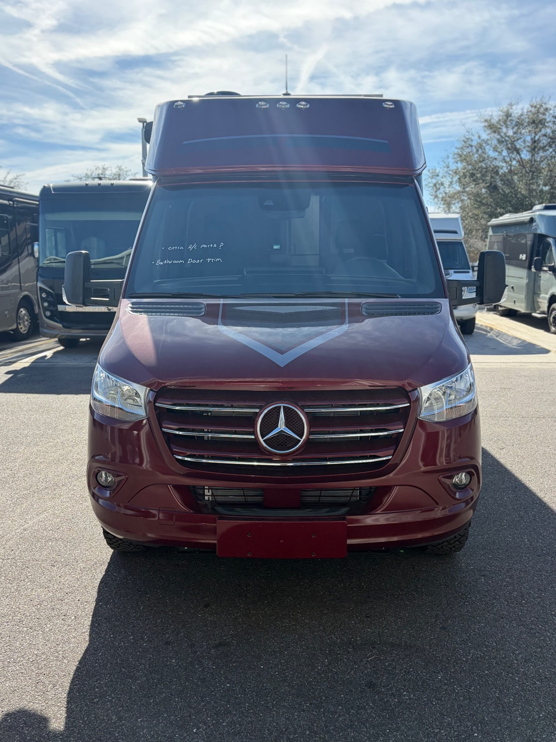 2026 Concourse MT - Exterior view 2