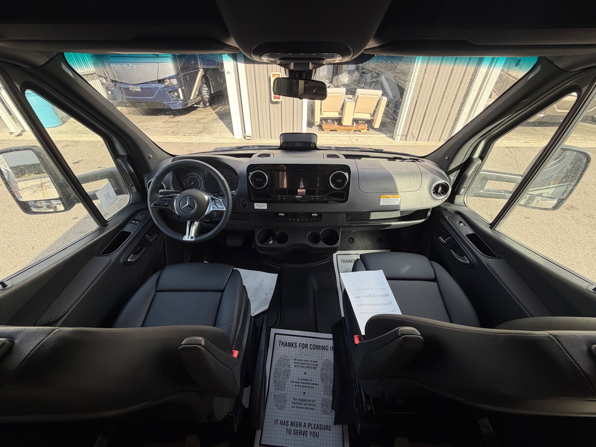 2026 Summit SS - Interior view