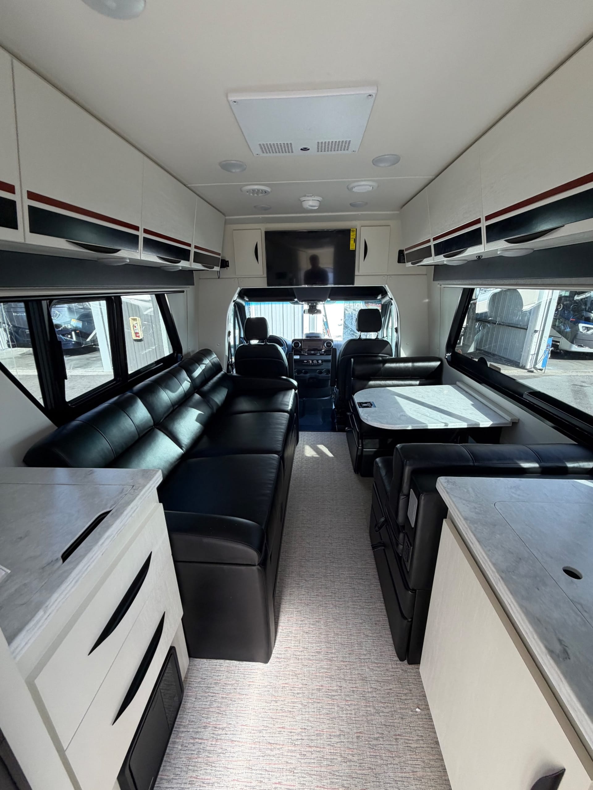 2026 Summit SS - Interior view 2