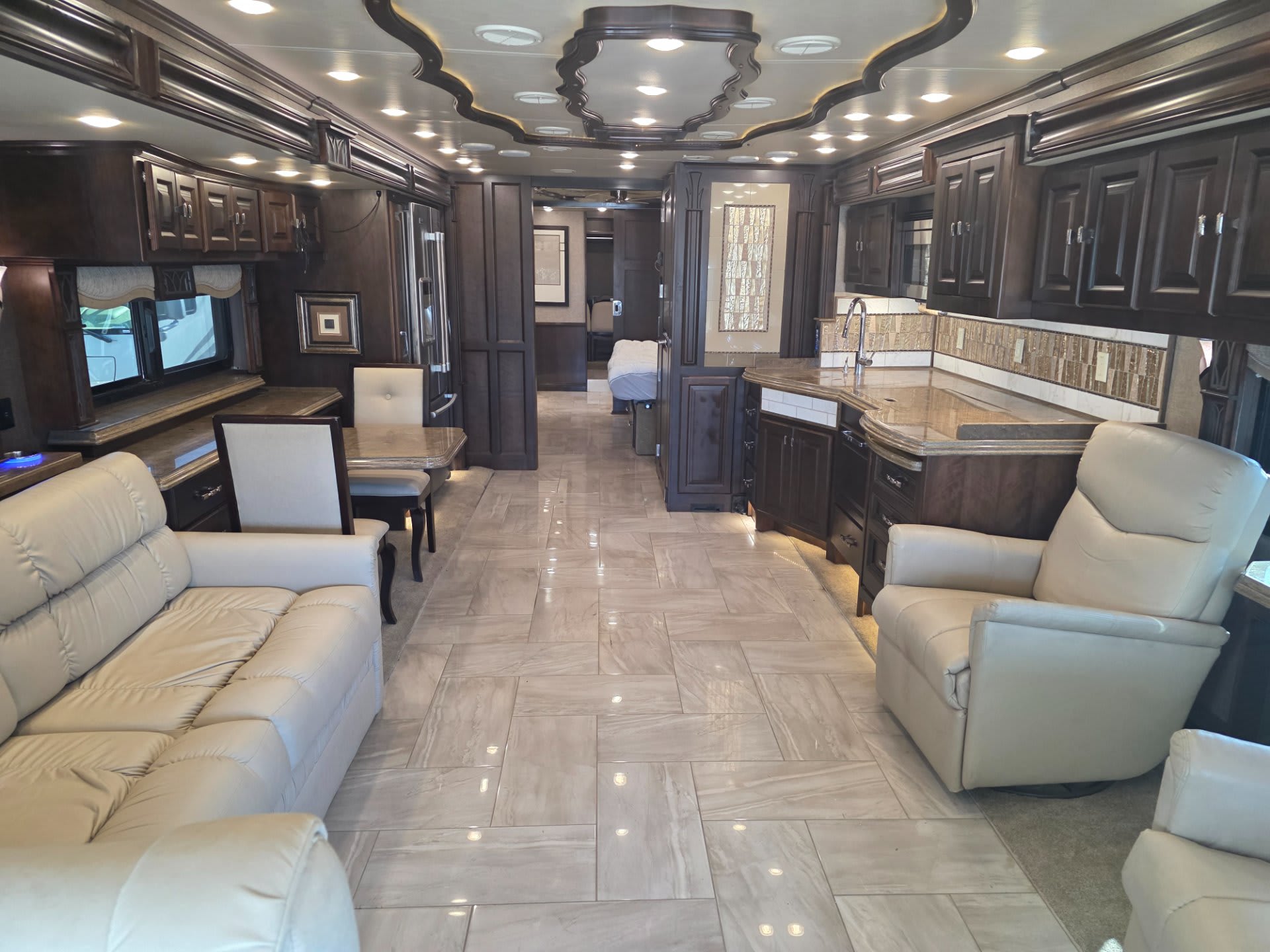 2017 Allegro Bus 45 OPP - Interior view