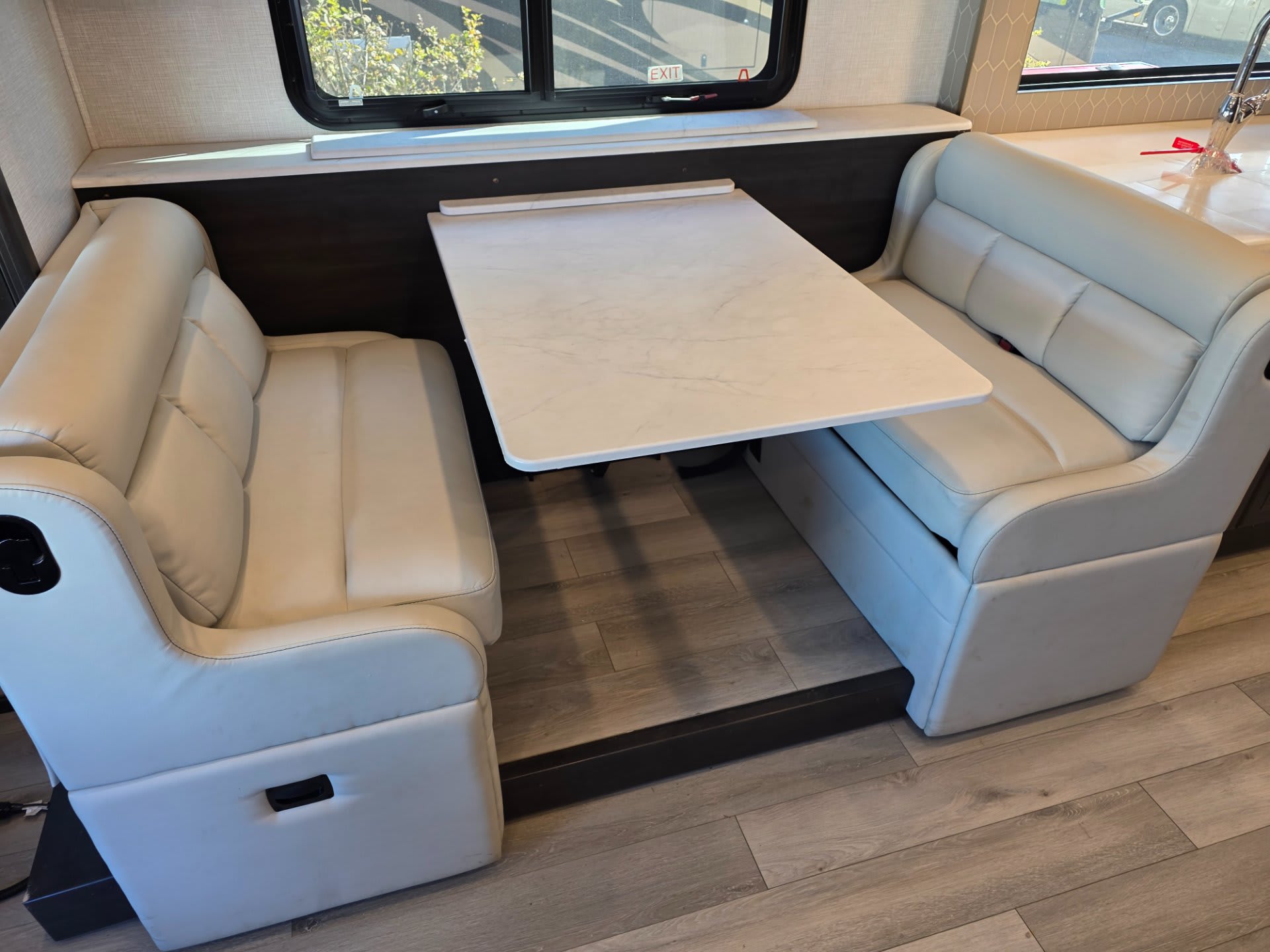 2024 Nautica 34RX - Interior view 3